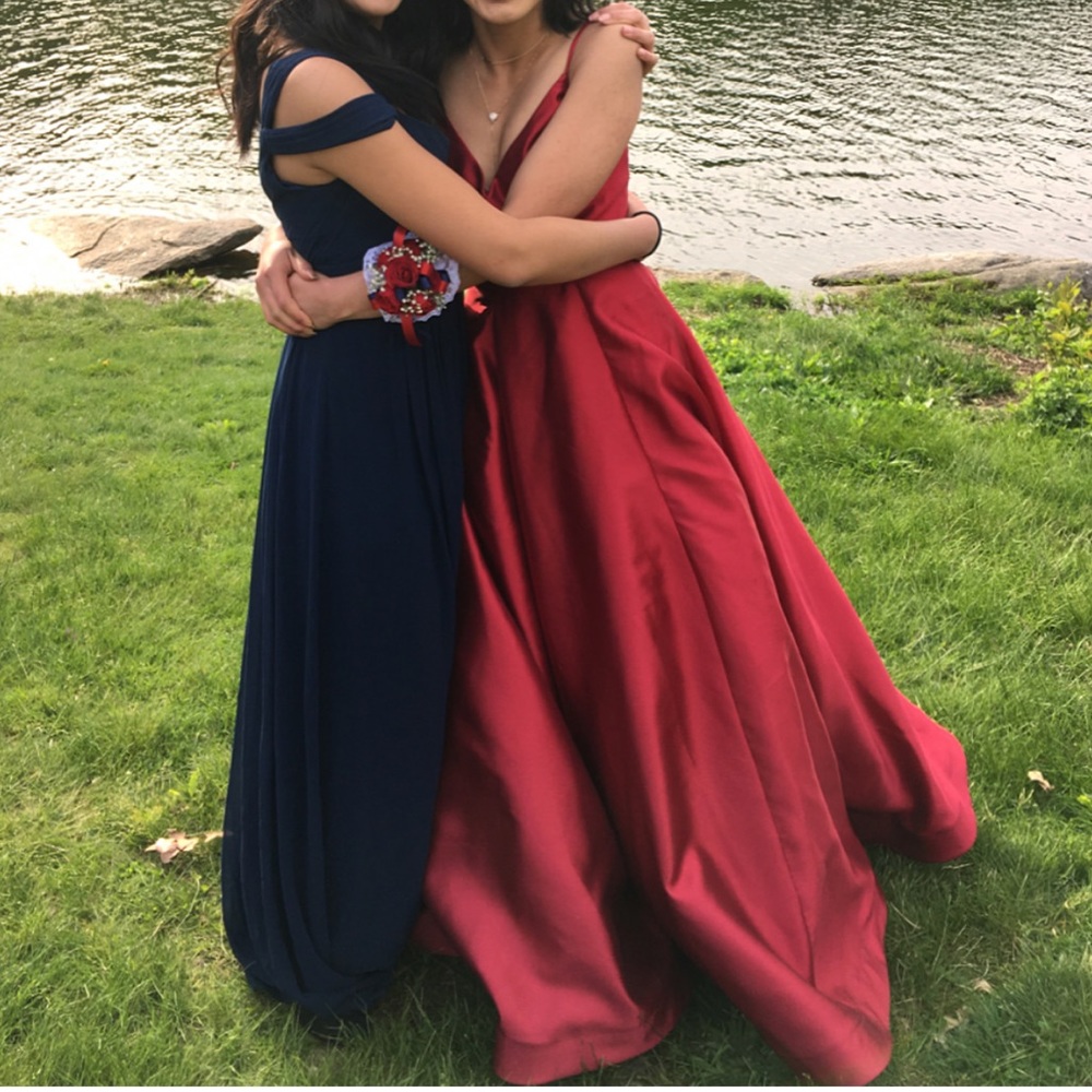 True red prom dress
